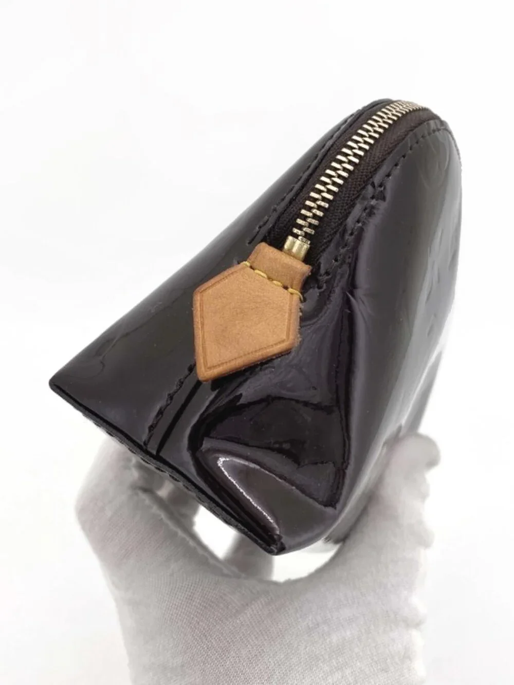 LV Cosmetic pouch - Amarante - Good condition